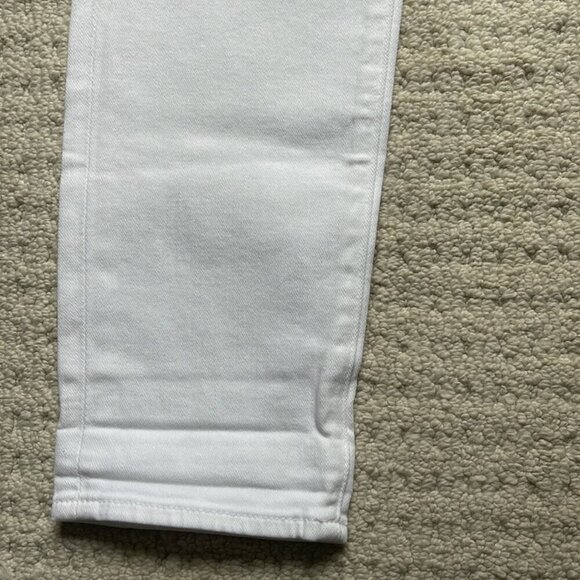 7 For All Mankind NWT Josefina Feminine Boyfriend Jeans in White Size 27 NEW - Picture 5 of 16